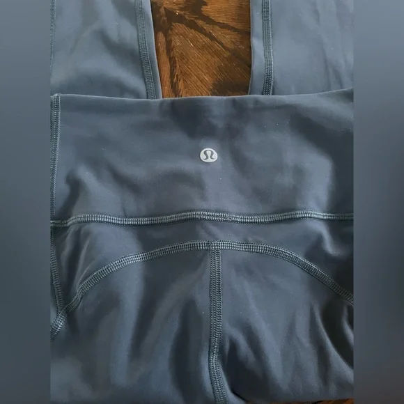Lululemon All The Right Places Crop - Picture 9 of 9
